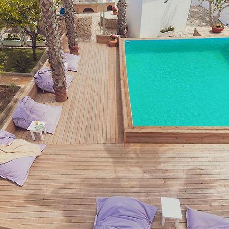 קאבוס Christa Luxury Apartments מראה חיצוני תמונה