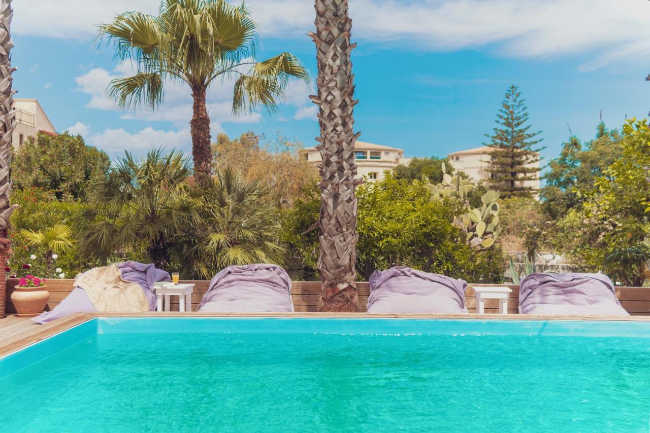 קאבוס Christa Luxury Apartments מראה חיצוני תמונה