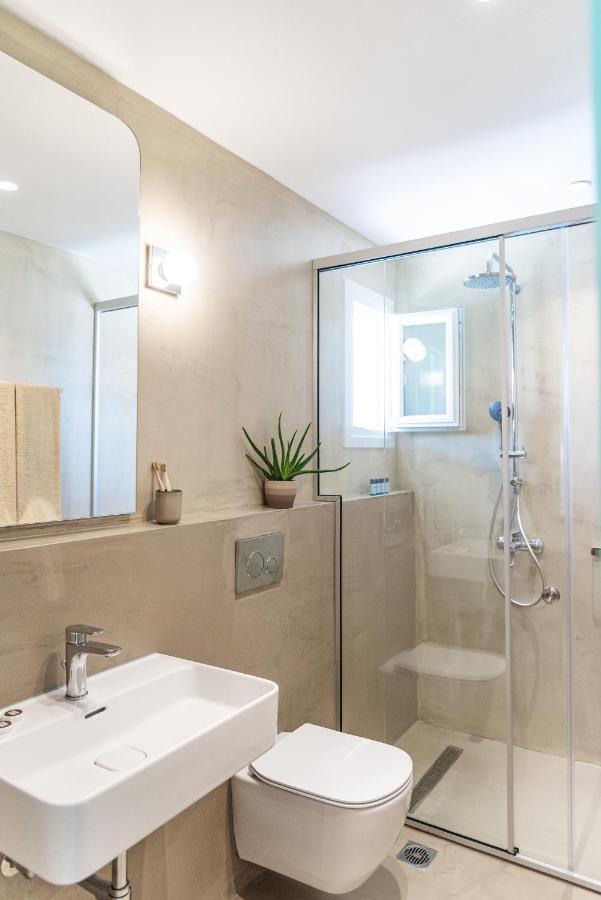 קאבוס Christa Luxury Apartments מראה חיצוני תמונה