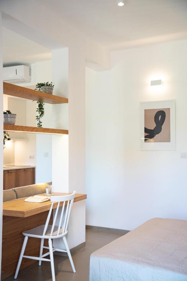 קאבוס Christa Luxury Apartments מראה חיצוני תמונה