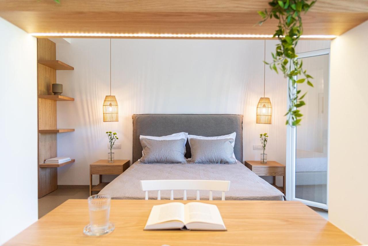 קאבוס Christa Luxury Apartments מראה חיצוני תמונה