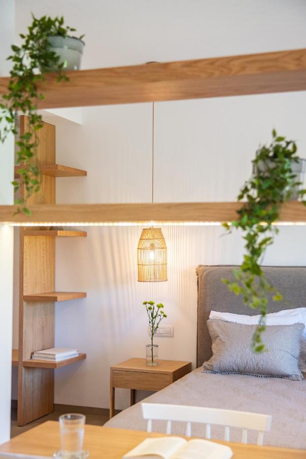 קאבוס Christa Luxury Apartments מראה חיצוני תמונה