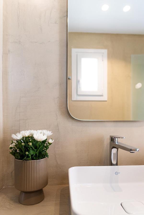 קאבוס Christa Luxury Apartments מראה חיצוני תמונה