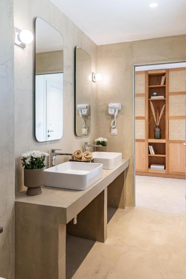 קאבוס Christa Luxury Apartments מראה חיצוני תמונה