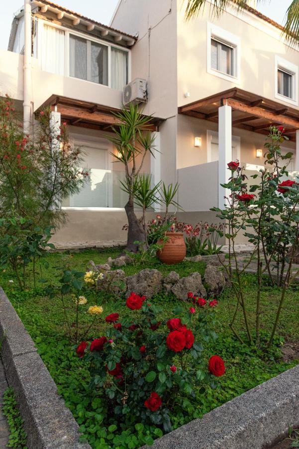 קאבוס Christa Luxury Apartments מראה חיצוני תמונה